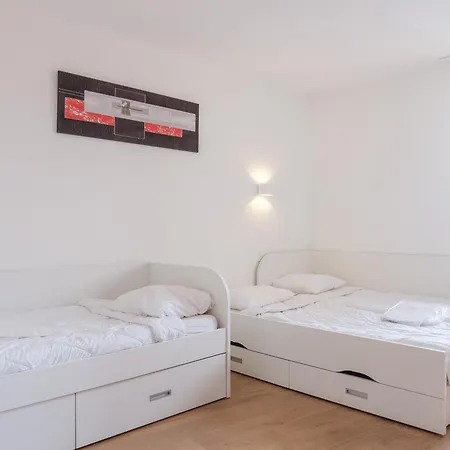 Travelski Select - Les Lys * Saint-Martin-de-Belleville